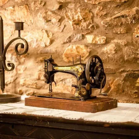 19th Century Stone Villa, Serence Garden! - Athina's Mani *